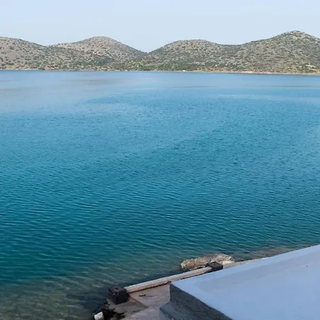 Σπίτι διακοπών Iliana Sea Side House